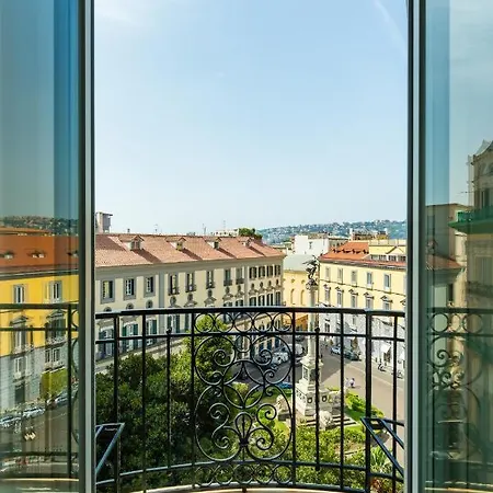 Elegante A Piazza Dei Martiri By Wonderful Italy Napoli